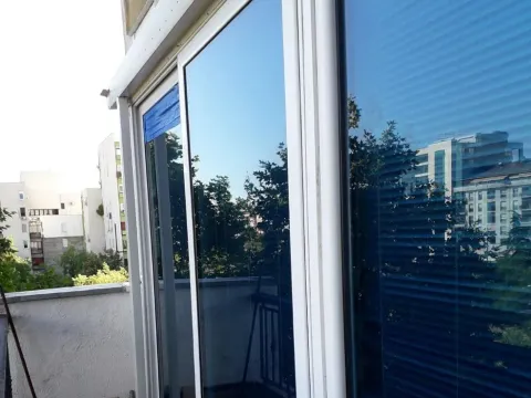 Izdavanje, jednosoban stan, 45m², Blok 5, Podgorica - image 8