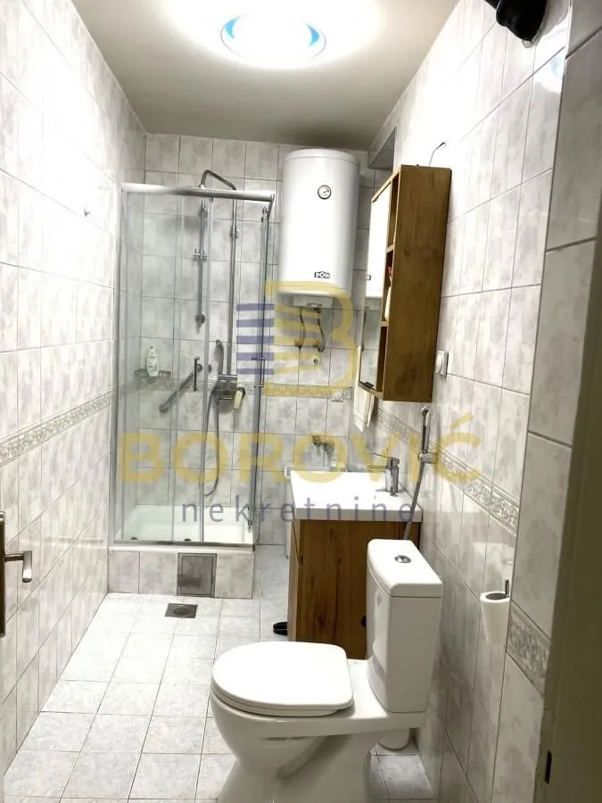 Prodaja, četvorosoban stan, 109m², Gradska Bolnica, Zvezdara Sve Podlokacije