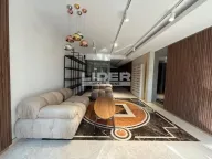 Izdavanje, četvorosoban stan, 125m², Autokomanda, Voždovac Sve Podlokacije - image 1