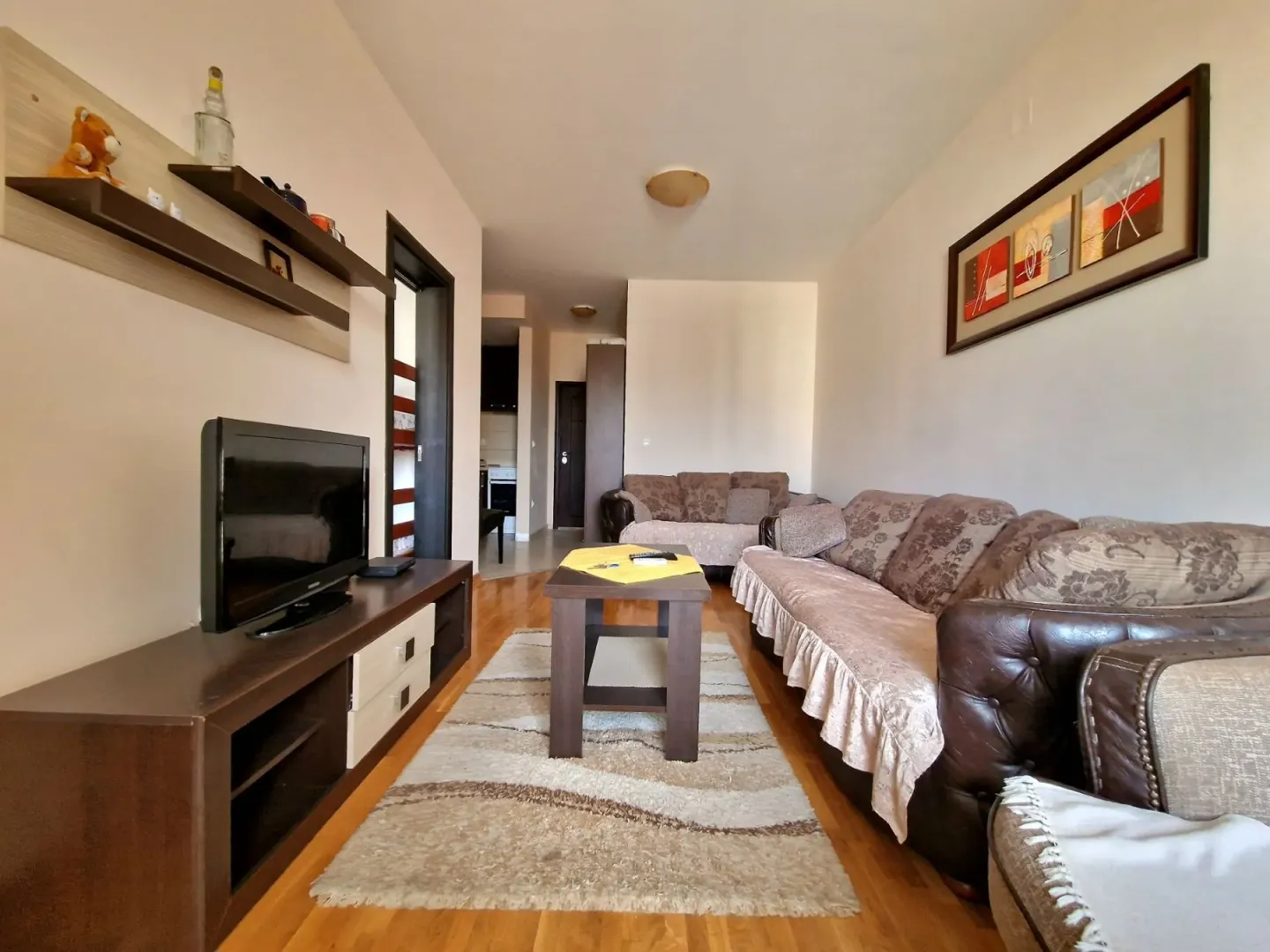 Rent, one bedroom apartment, 50m², Bečići, Budva