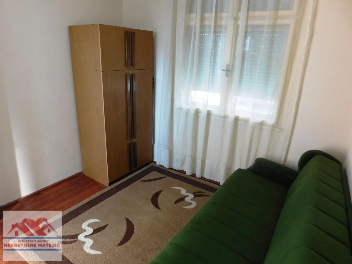 Izdavanje, jednosoban stan, 40m², Centar, Kragujevac