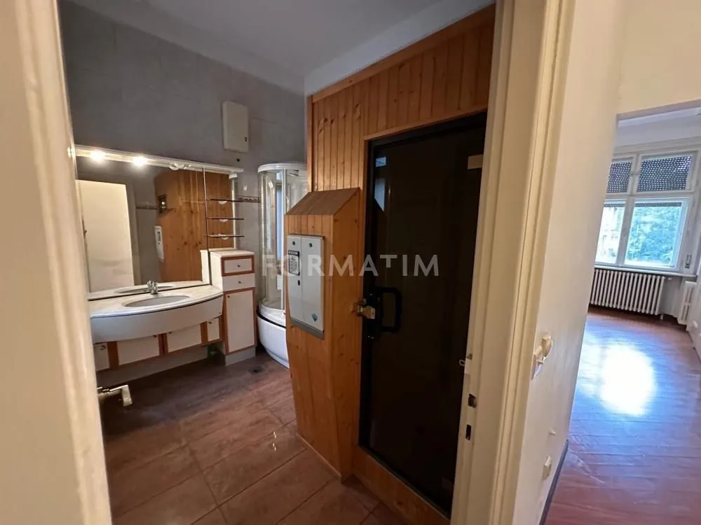 Izdavanje, stan, 305m², Kalenić Pijaca, Vračar Sve Podlokacije