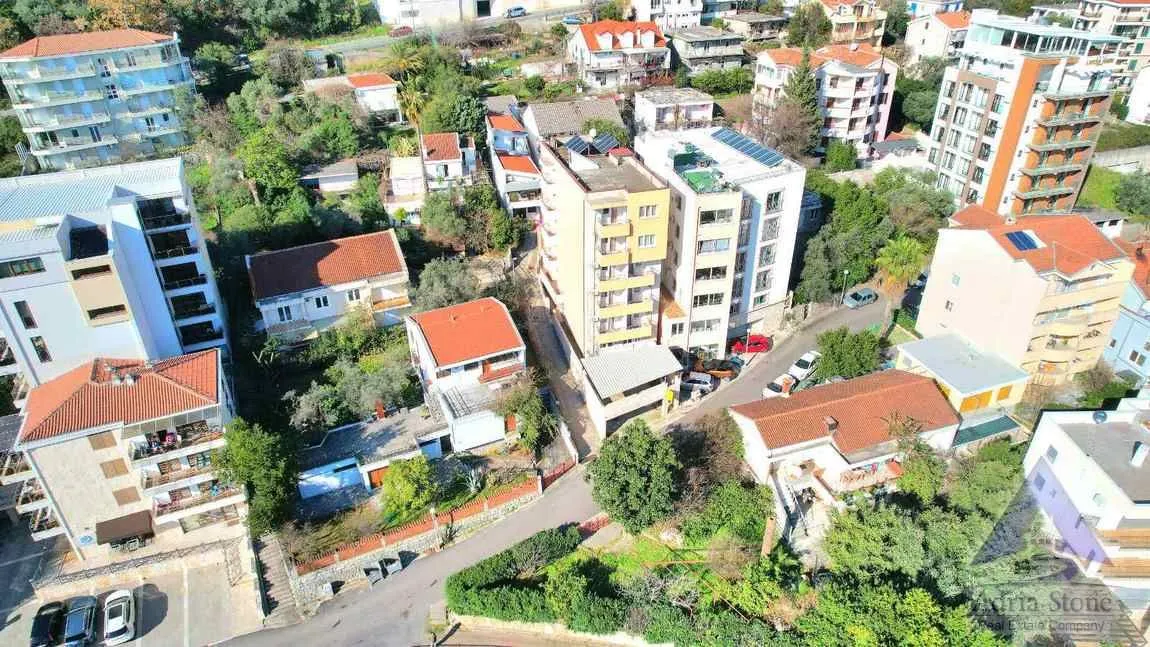 Sale, hospitality venue, 993m², Bečići, Budva