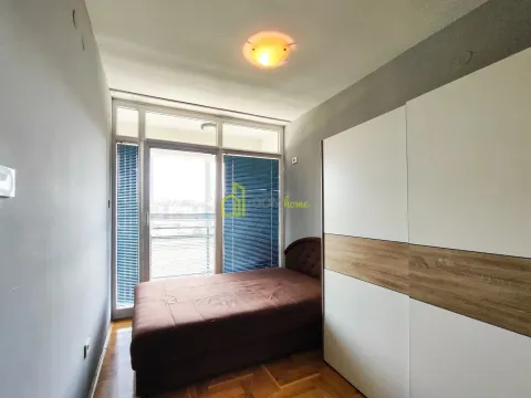 Rent, one bedroom apartment, 44m², Kod Big Fashion-a, Podgorica - image 4