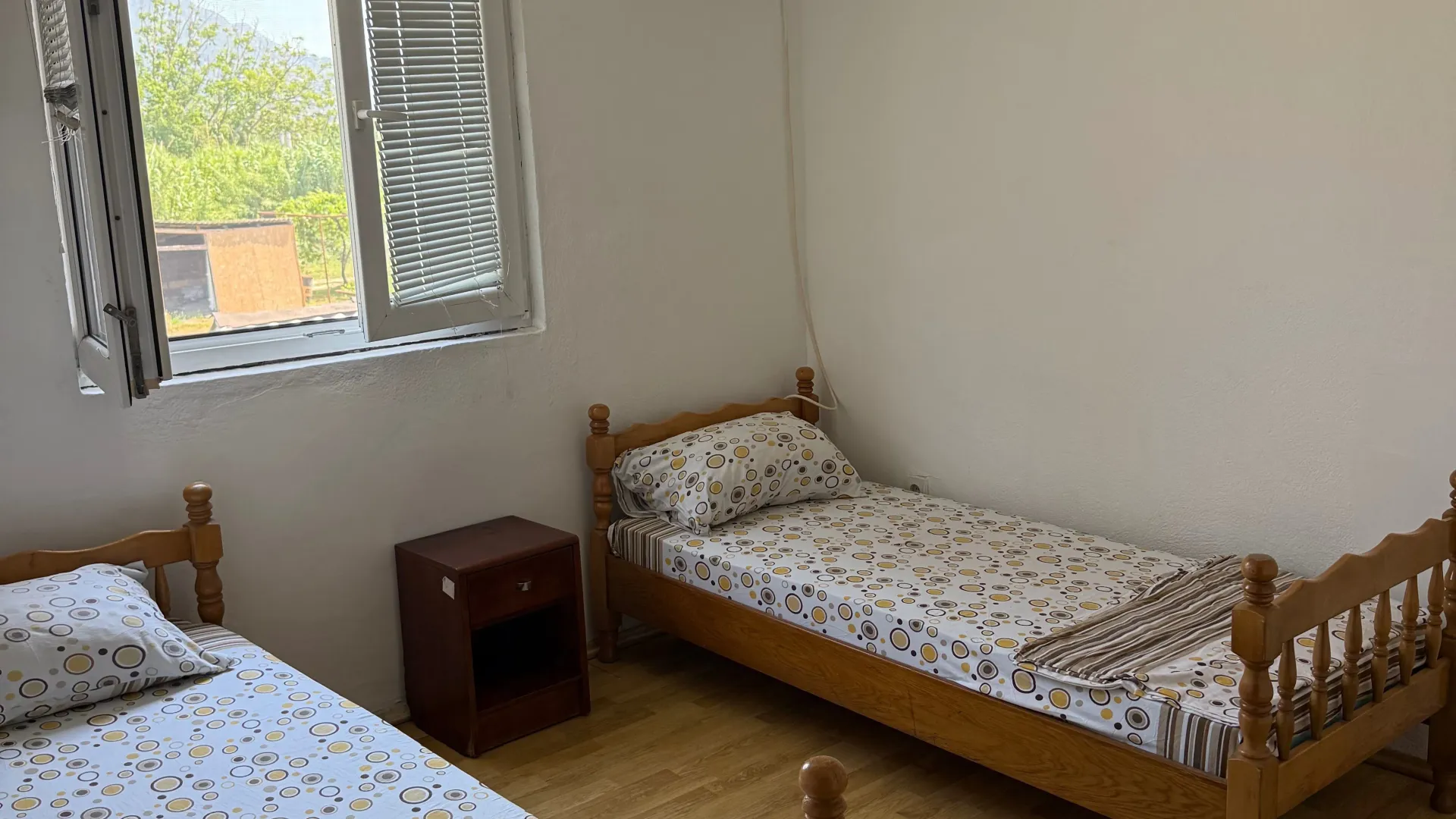 Rent, two bedroom apartment, 75m², Centar, Bar