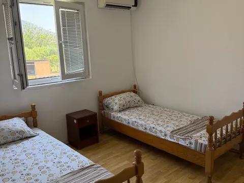 Rent, two bedroom apartment, 75m², Centar, Bar - image 2