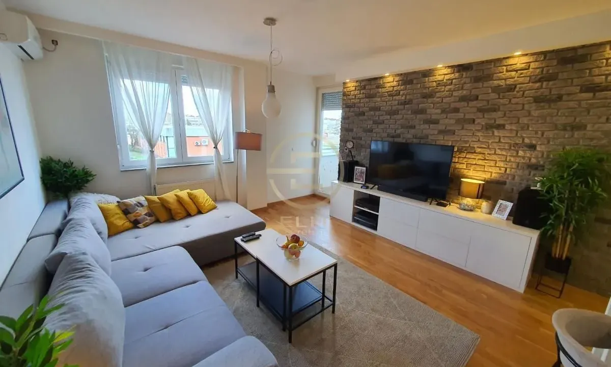 Sale, three bedroom apartment, 62m², Sajmište, Novi Sad