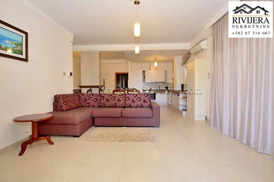 Prodaja, četvorosoban stan, 107m², Đenovići, Herceg Novi