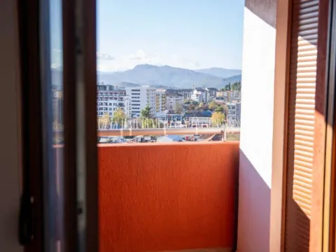 Rent, two bedroom apartment, 88m², Tuški Put, Podgorica - image 15