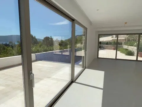 Prodaja, dvosoban stan, 240m², Donja Lastva, Tivat - image 3