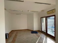 Sale, five bedroom apartment, 189m², Risan, Kotor - image 5