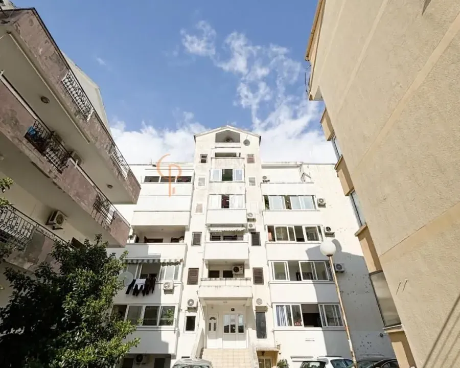 Sale, apartment, 52m², Maine, Budva