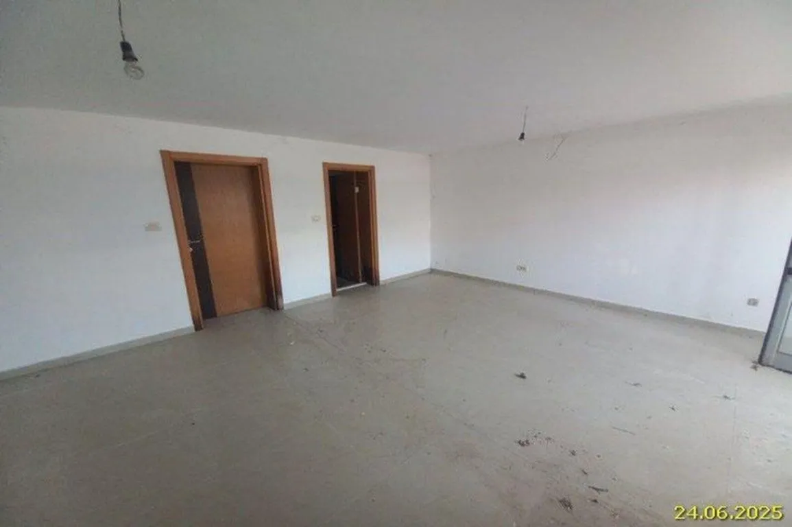 Sale, office space, 107m², Stari Aerodrom, Podgorica
