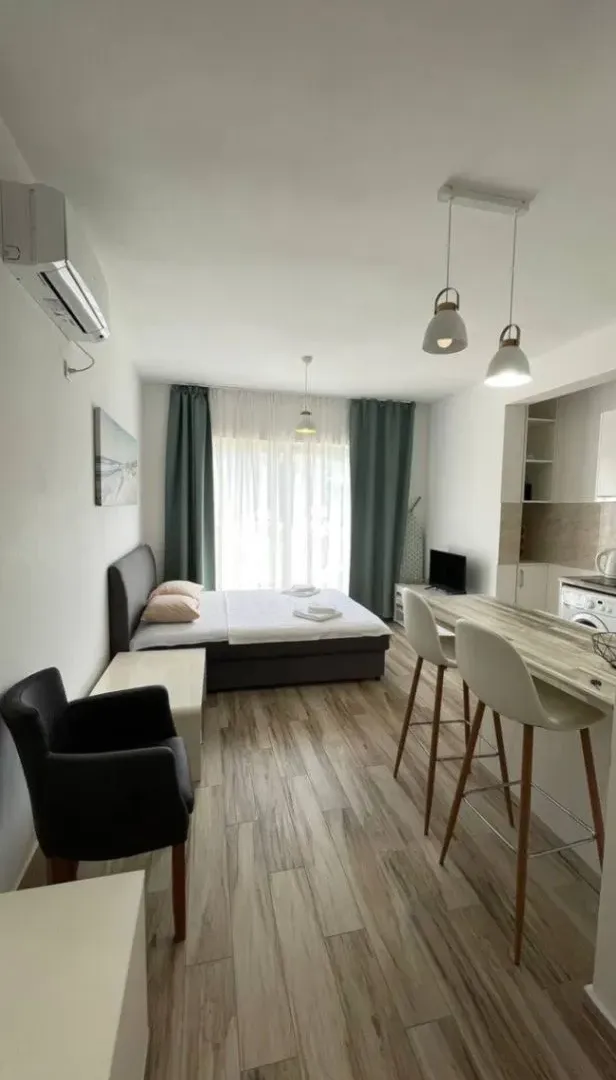 Rent, studio apartment, 22m², Bečići, Budva