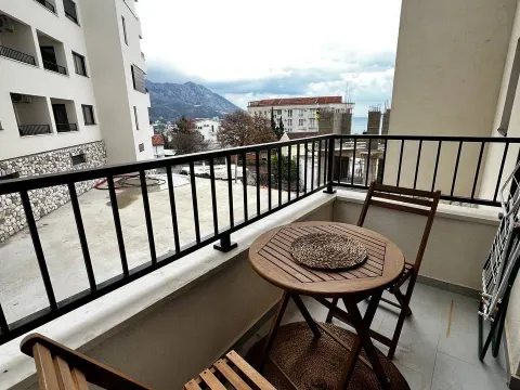 Sale, one bedroom apartment, 44m², Bečići, Budva - image 10