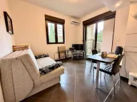 Sale, one bedroom apartment, 31m², Bečići, Budva - image 1