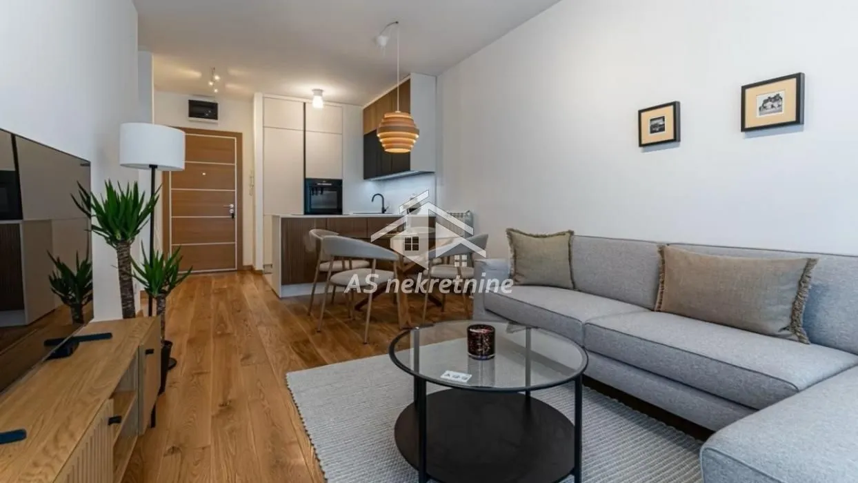 Izdavanje, dvosoban stan, 49m², Fon (Fon - Bilećka), Voždovac Sve Podlokacije