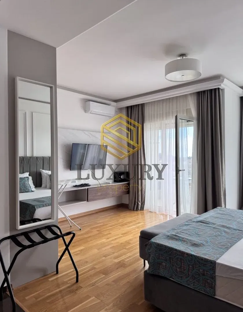 Rent, studio apartment, 30m², Bečići, Budva