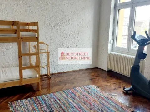 Izdavanje, četvorosoban stan, 108m², Stari Grad, Beograd - image 4