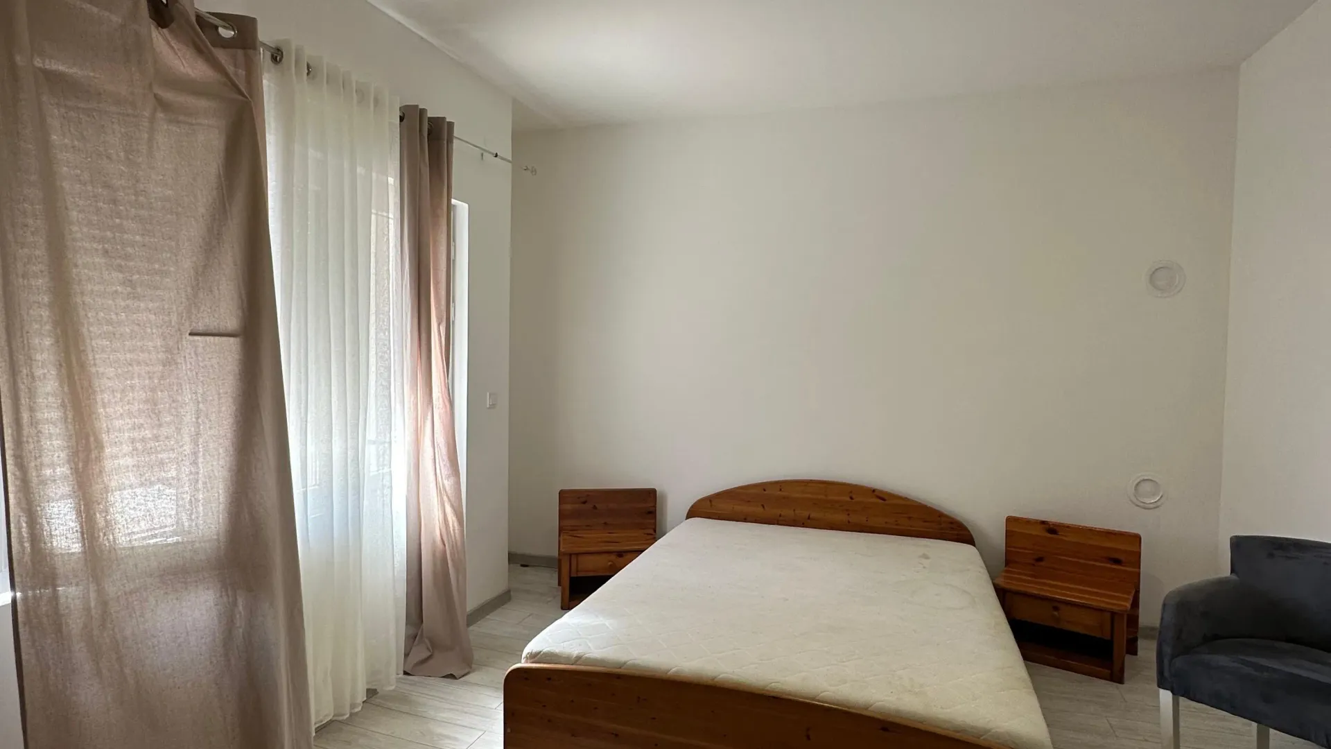 Izdavanje, jednosoban stan, 45m², Centar, Tivat