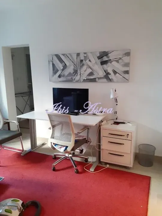 Izdavanje, trosoban stan, 59m², Vračar Centar, Vračar Sve Podlokacije