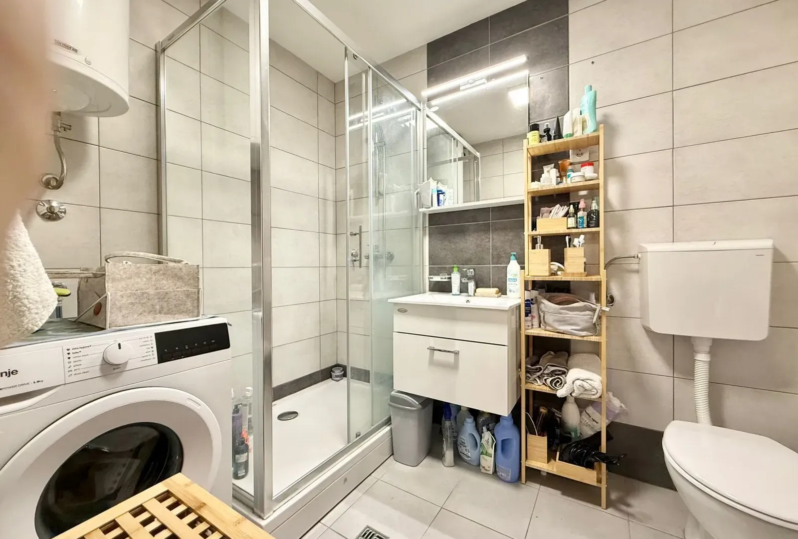 Prodaja, dvosoban stan, 70m², Donja Gorica, Podgorica