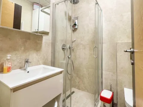 Rent, one bedroom apartment, 45m², Pobrežje, Podgorica - image 6