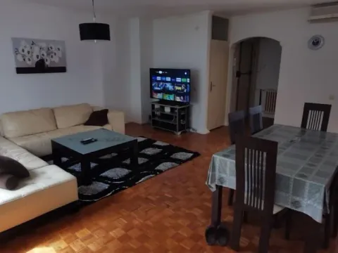 Rent, two bedroom apartment, 62m², Bezanijska Kosa 2, Bežanijska Kosa Sve Podlokacije