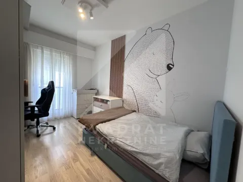Prodaja, dvosoban stan, 67m², Centar, Podgorica - image 16