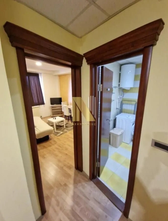 Rent, studio apartment, 27m², Bulevar Oslobodjenja, Novi Sad Sve Podlokacije