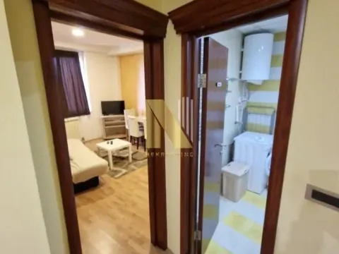 Rent, studio apartment, 27m², Bulevar Oslobodjenja, Novi Sad Sve Podlokacije - image 5