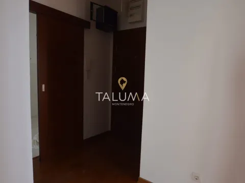 Prodaja, dvosoban stan, 69m², Momišići, Podgorica - image 9