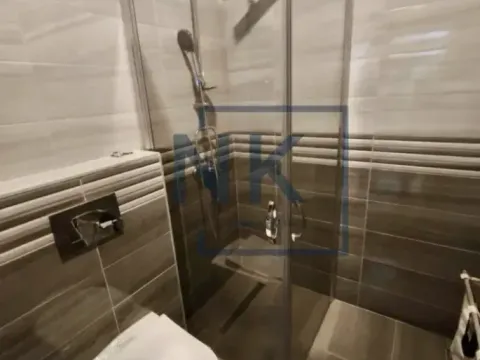 Izdavanje, dvosoban stan, 75m², Stari Aerodrom, Podgorica - image 8