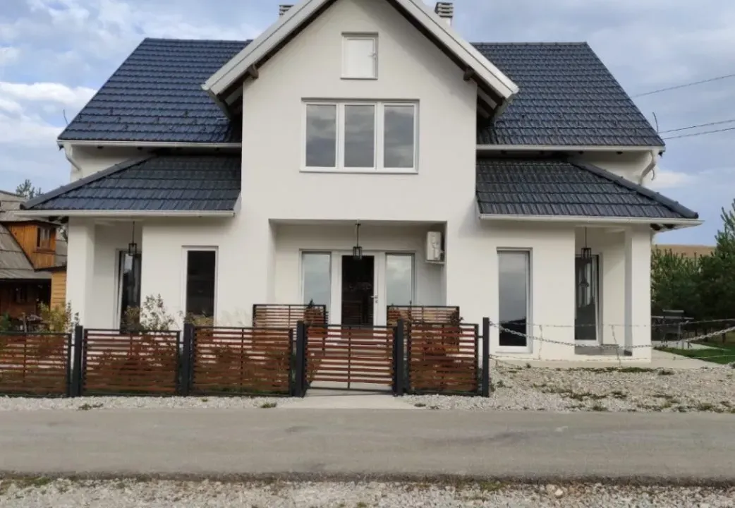 Sale, house, 280m², Zlatibor, Srbija