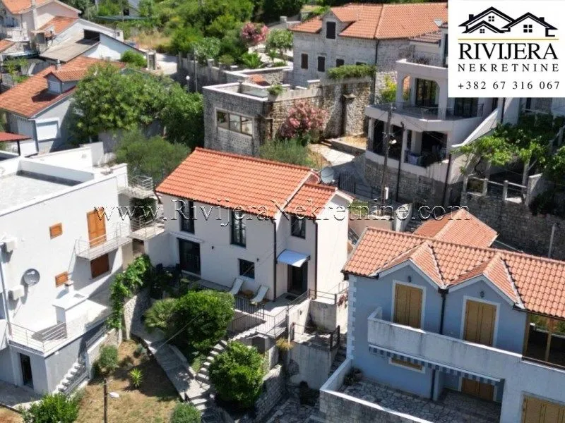 Prodaja, kuća, 70m², Lepetani, Tivat