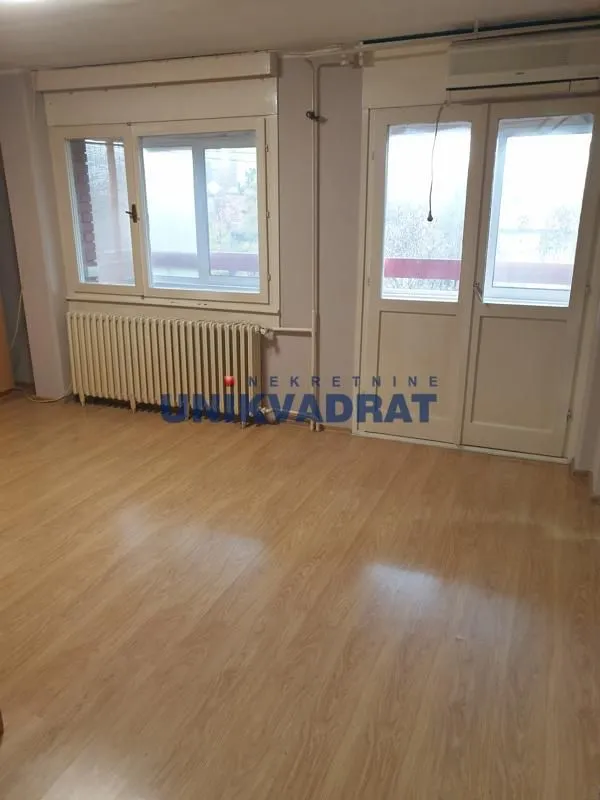 Prodaja, jednosoban stan, 44m², Kneževac, Beograd