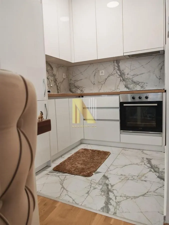 Prodaja, jednosoban stan, 36m², Avijatičarsko naselje, Novi Sad Sve Podlokacije