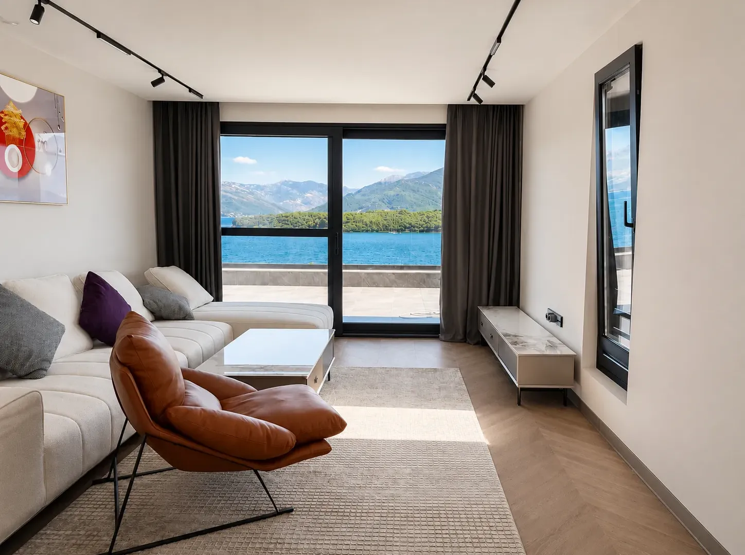 Prodaja, jednosoban stan, 55m², Đuraševići, Tivat