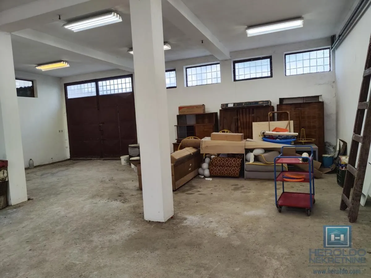 Rent, hospitality venue, 1000m², Strelište, Jagodina