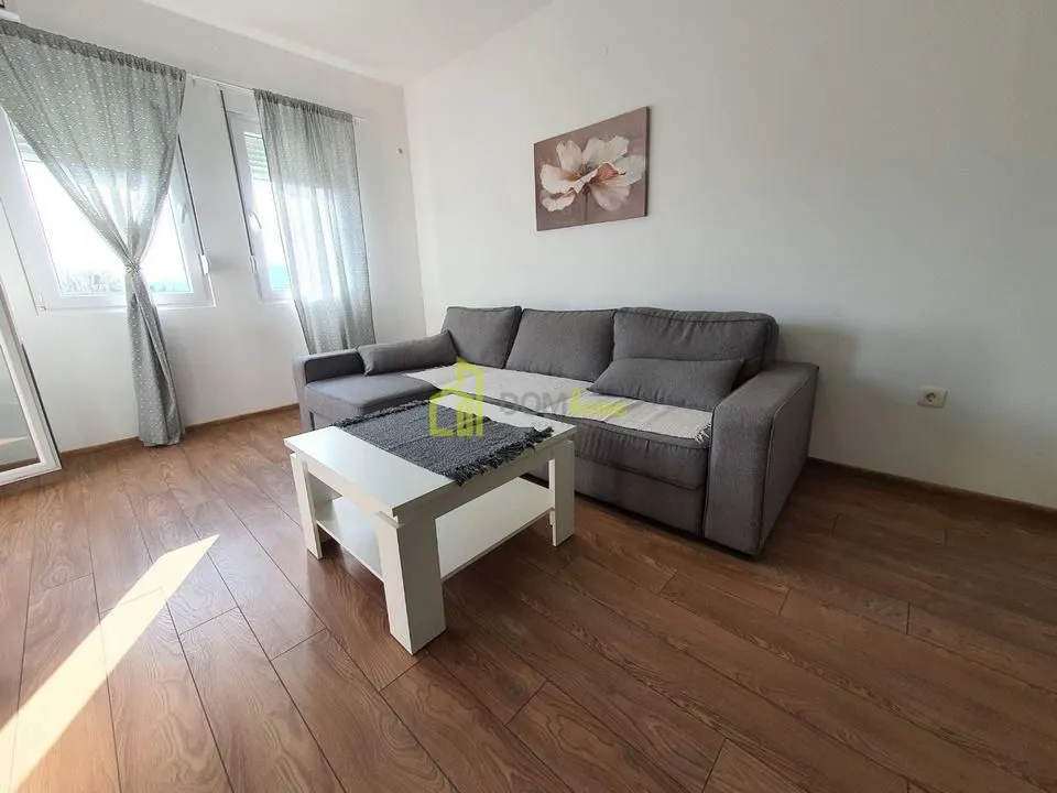 Izdavanje, dvosoban stan, 62m², City Kvart, Podgorica
