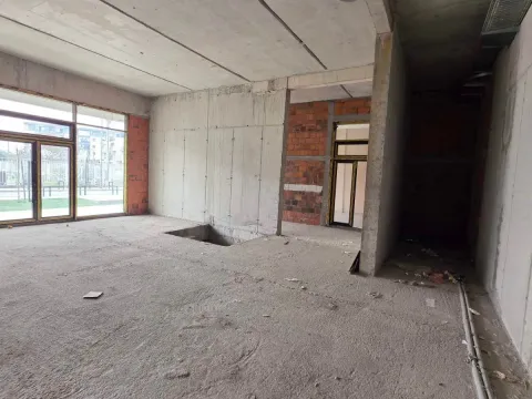 Rent, office space, 170m², Central Point, Podgorica - image 2