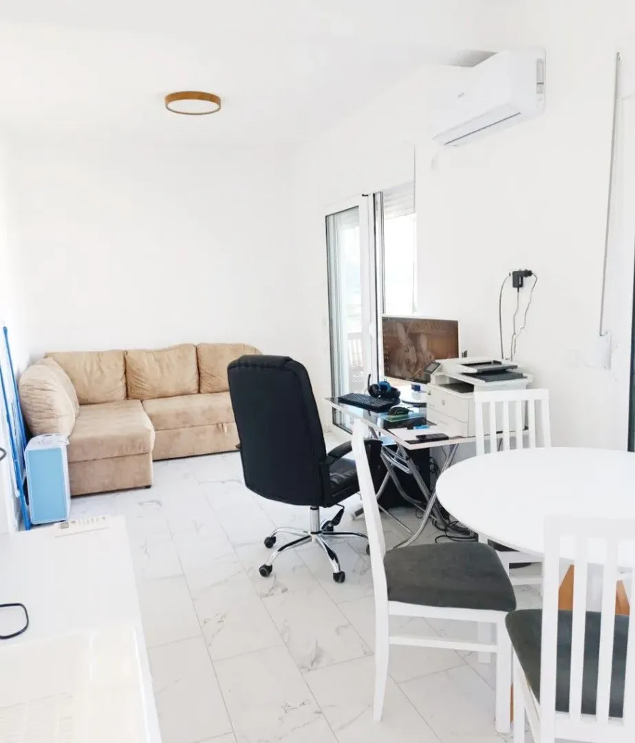 Sale, two bedroom apartment, 51m², Bjeliši, Bar