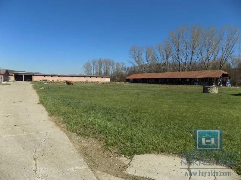 Sale, office space, 16723m², Sumrakovac, Boljevac