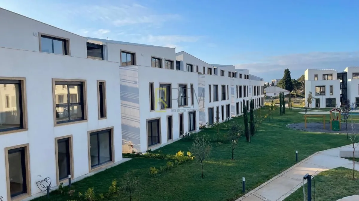 Prodaja, trosoban stan, 106m², Zagorič, Podgorica
