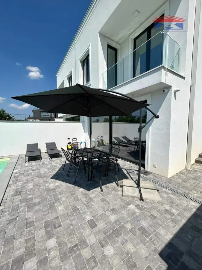Rent, house, 180m², Sremska Kamenica, Petrovaradin