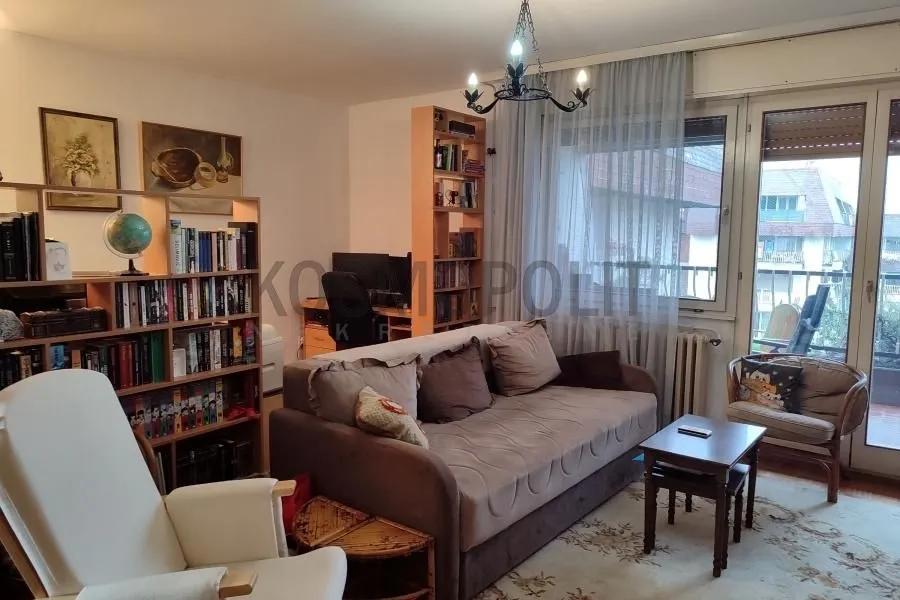 Prodaja, trosoban stan, 103m², Stari Grad, Beograd