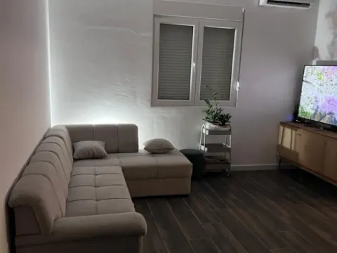 Prodaja, jednosoban stan, 45m², Radanovići, Kotor - image 4