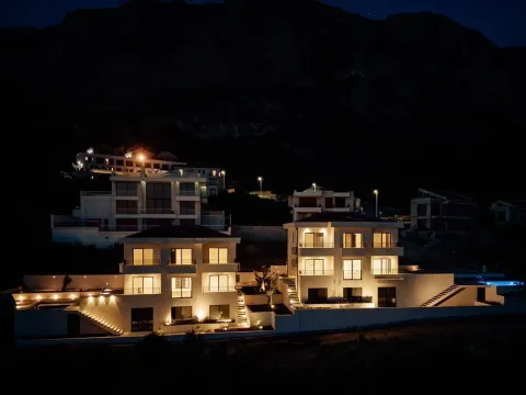 Prodaja, kuća, 318m², Reževići, Budva - image 24