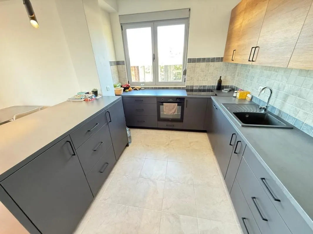 Sale, three bedroom apartment, 129m², Dobra Voda, Budva