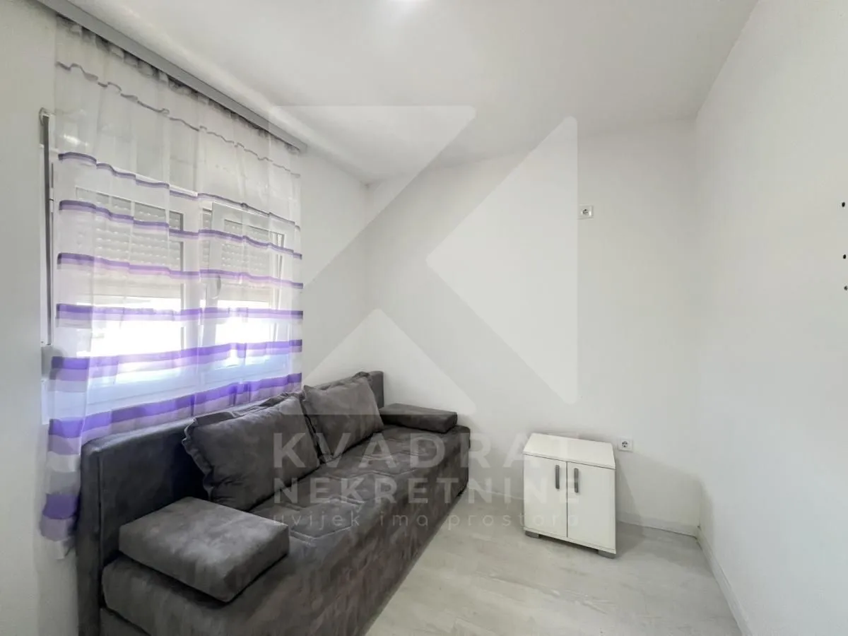 Izdavanje, kuća, 260m², Kokoti, Podgorica